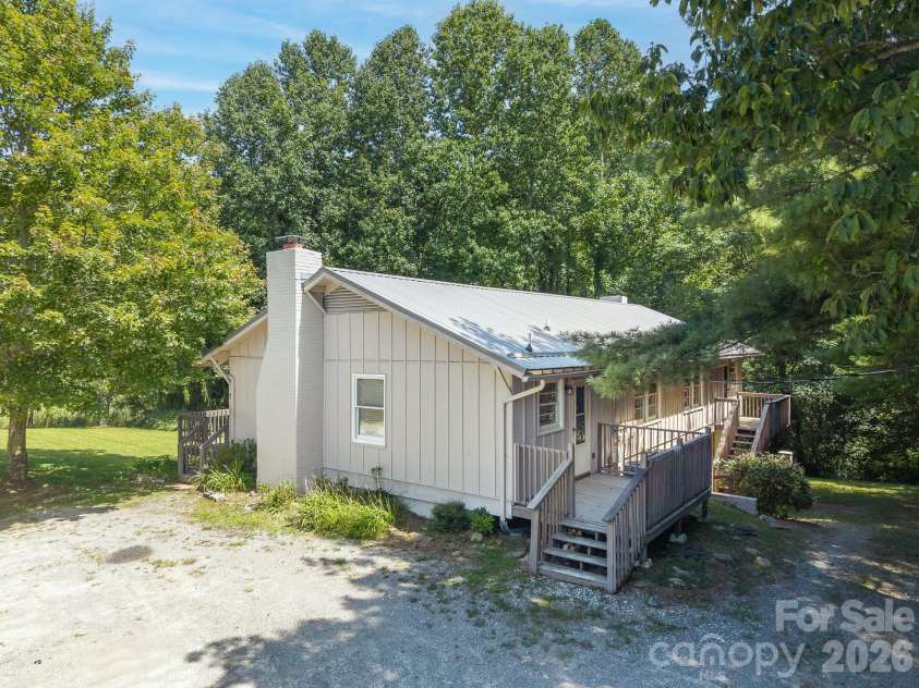 71 Harvey Osteen Road, Zirconia, NC 28790.  MLS# CAR4418072, YatesRealty ID 48166. Parking