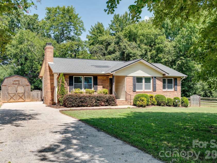 3028 Dylan Place, Concord, NC 28027.  MLS# CAR4417789, YatesRealty ID 48169. 