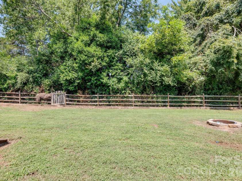 3028 Dylan Place, Concord, NC 28027.  MLS# CAR4417789, YatesRealty ID 48169. 