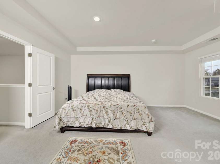 6009 Chelsea Oaks Ridge, Fort Mill, SC 29708.  MLS# CAR4359383, YatesRealty ID 4817. 