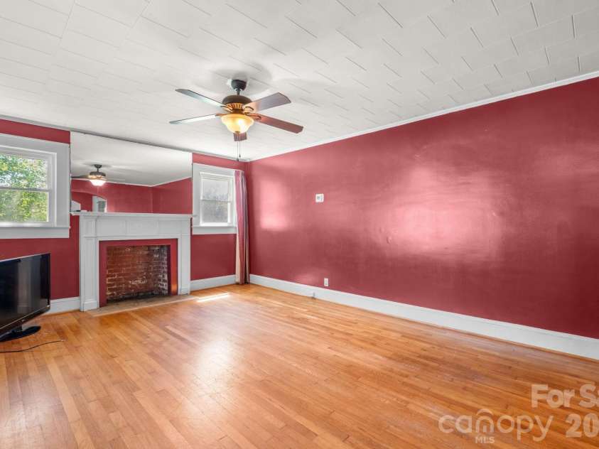 414B Old NC 18 Highway, Morganton, NC 28655.  MLS# CAR4419783, YatesRealty ID 48170. 
