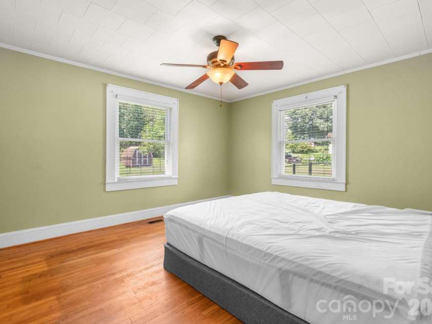 414B Old NC 18 Highway, Morganton, NC 28655.  MLS# CAR4419783, YatesRealty ID 48170. 