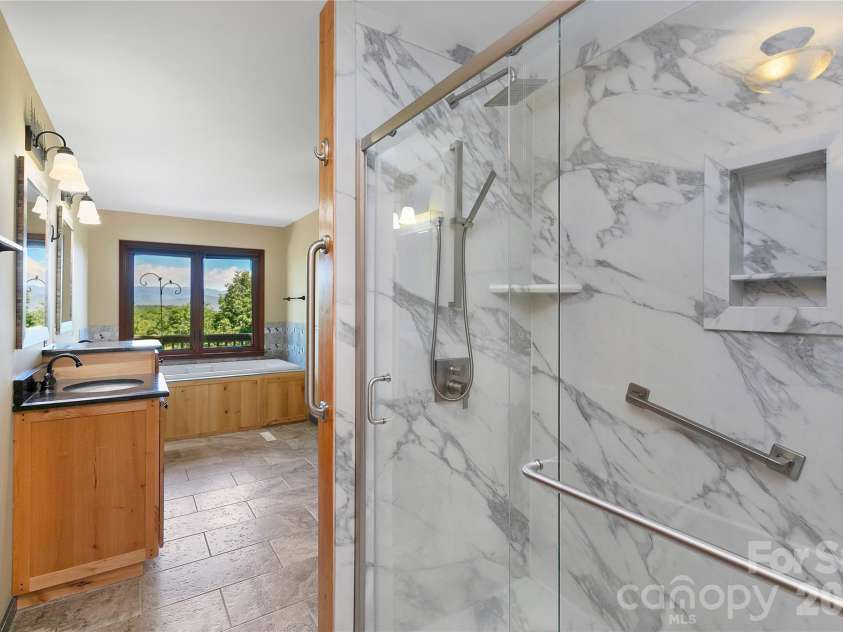 157 Kawani Lane, Brevard, NC 28712.  MLS# CAR4393607, YatesRealty ID 48172. 