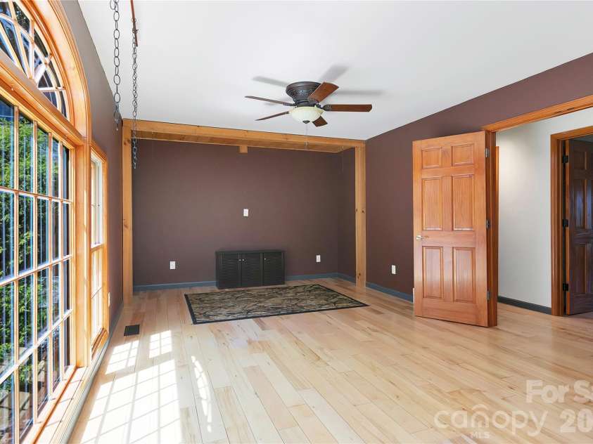 157 Kawani Lane, Brevard, NC 28712.  MLS# CAR4393607, YatesRealty ID 48172. 