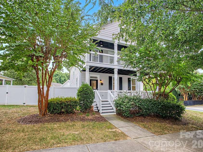 10020 Vanguard Parkway, Huntersville, NC 28078.  MLS# CAR4420414, YatesRealty ID 48176. 