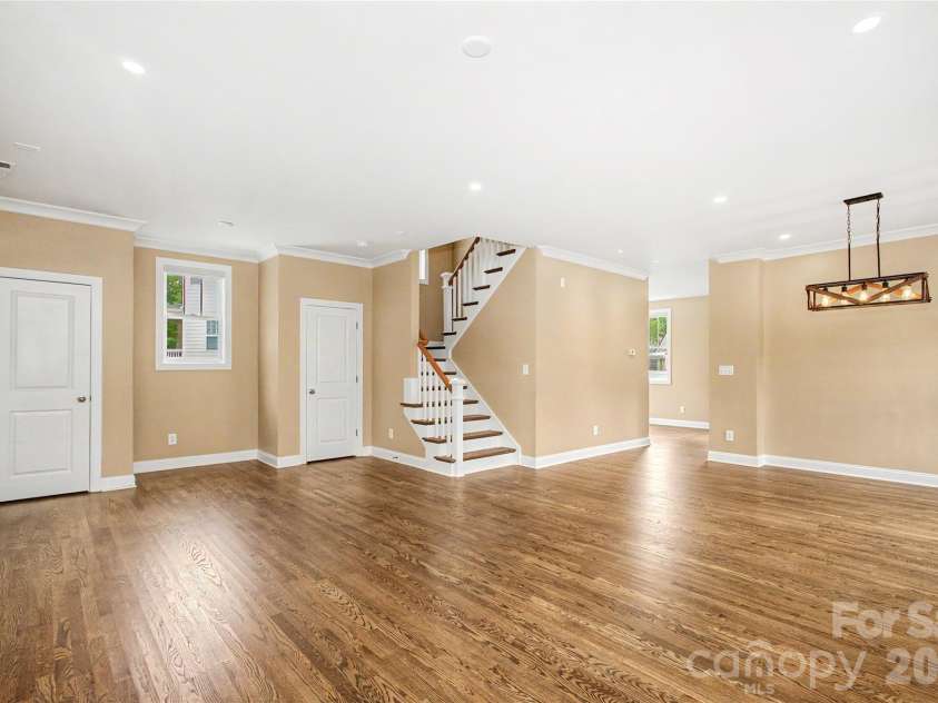 10020 Vanguard Parkway, Huntersville, NC 28078.  MLS# CAR4420414, YatesRealty ID 48176. 