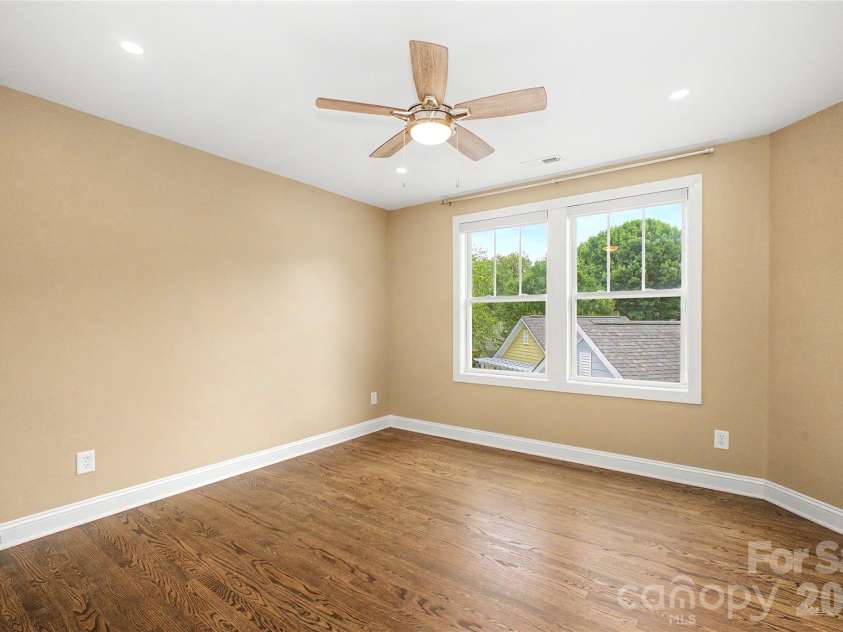 10020 Vanguard Parkway, Huntersville, NC 28078.  MLS# CAR4420414, YatesRealty ID 48176. 