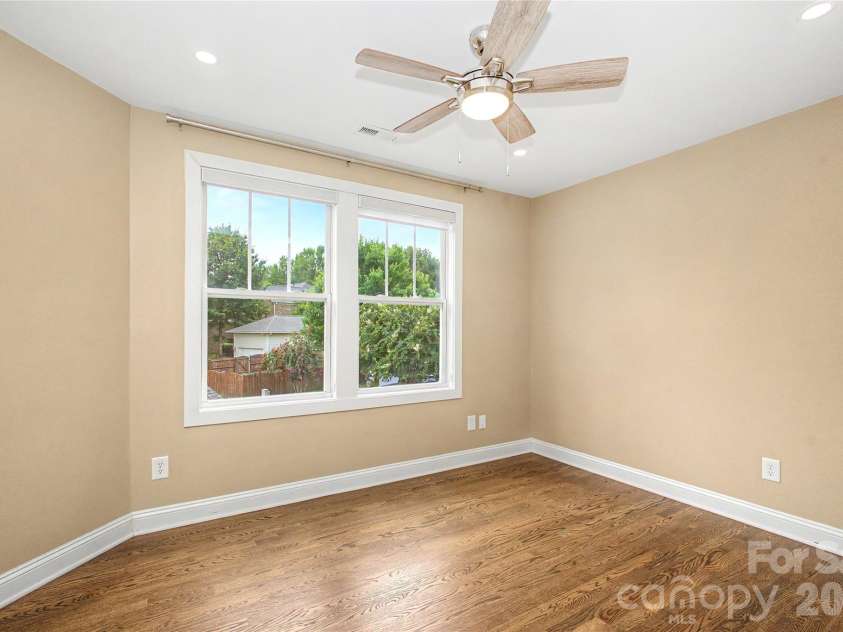 10020 Vanguard Parkway, Huntersville, NC 28078.  MLS# CAR4420414, YatesRealty ID 48176. 