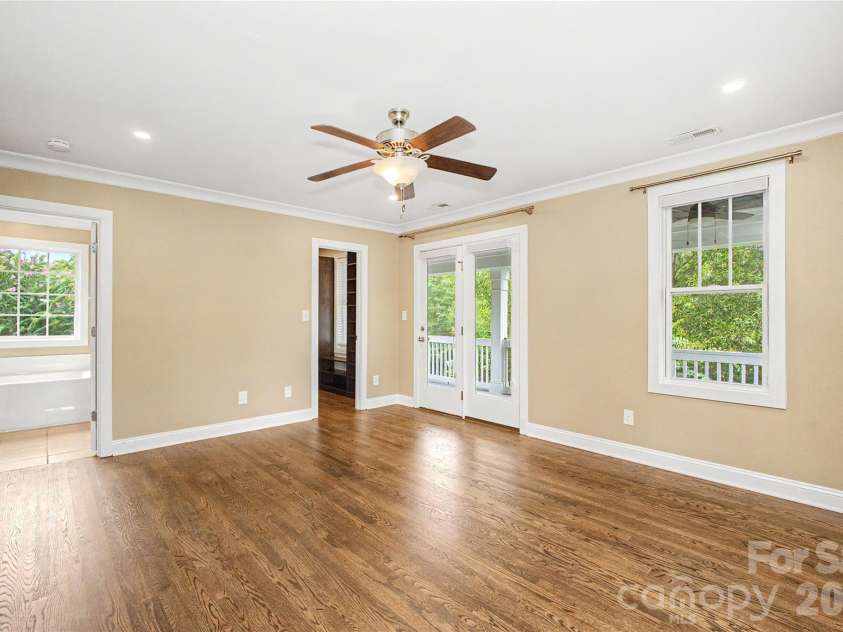 10020 Vanguard Parkway, Huntersville, NC 28078.  MLS# CAR4420414, YatesRealty ID 48176. 