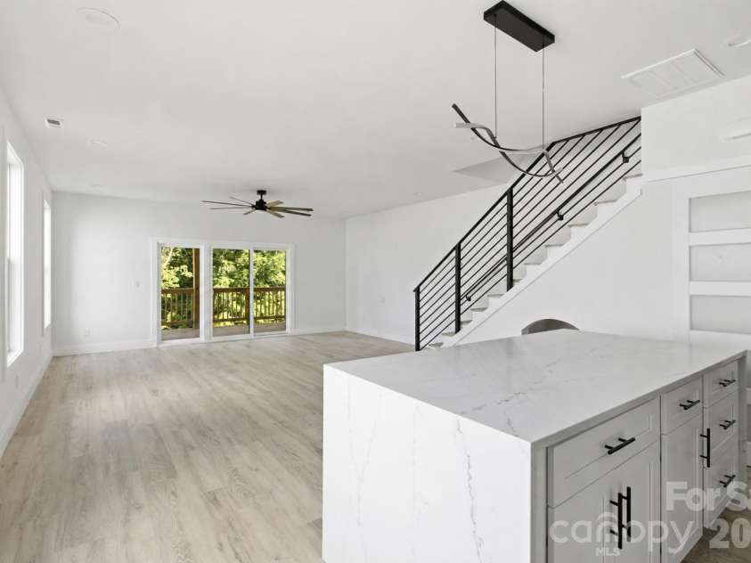 2007 South Street, Charlotte, NC 28208.  MLS# CAR4340104, YatesRealty ID 48177. 