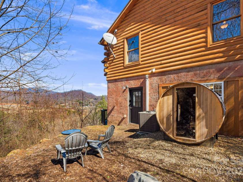1414 Beaverdam Street, Canton, NC 28716.  MLS# CAR4225985, YatesRealty ID 4818. 