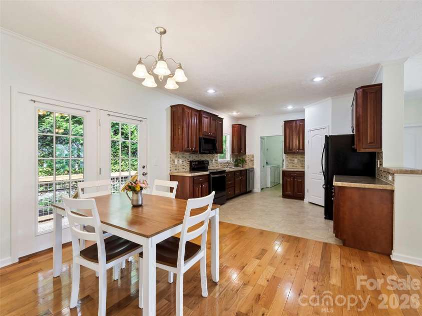 9 Farthings Drive, Arden, NC 28704.  MLS# CAR4419505, YatesRealty ID 48180. 