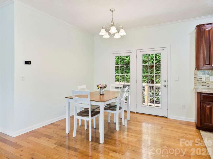 9 Farthings Drive, Arden, NC 28704.  MLS# CAR4419505, YatesRealty ID 48180. 