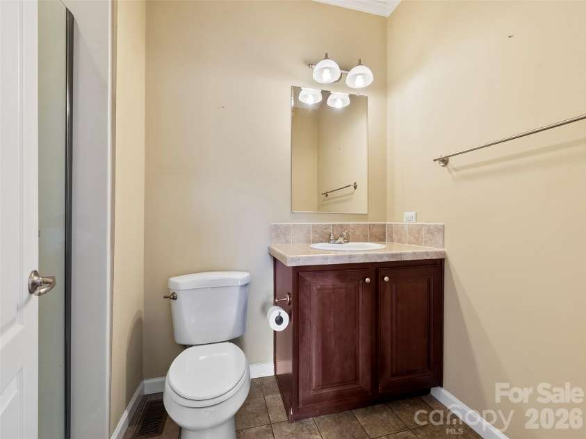 9 Farthings Drive, Arden, NC 28704.  MLS# CAR4419505, YatesRealty ID 48180. Bathroom #2 with walkin shower