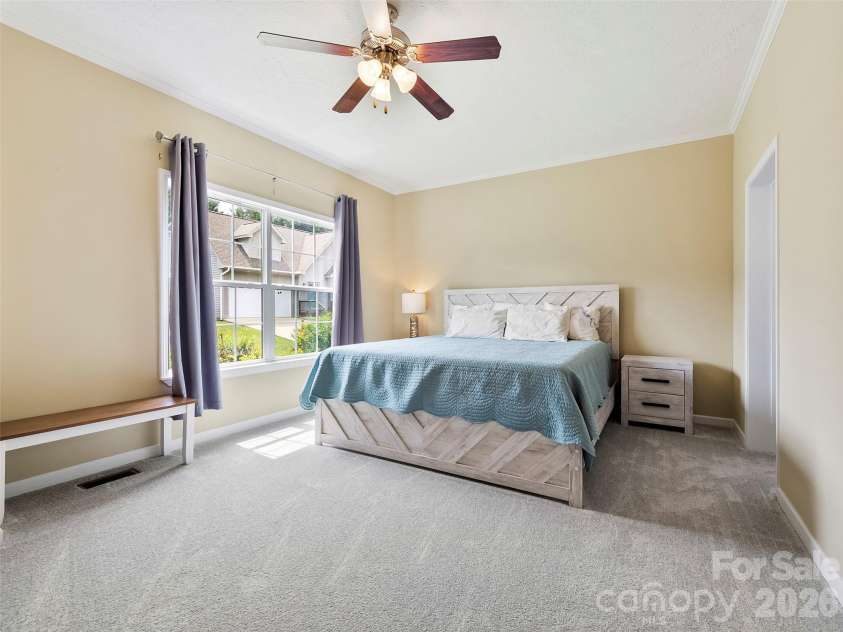 9 Farthings Drive, Arden, NC 28704.  MLS# CAR4419505, YatesRealty ID 48180. Primary Bedroom