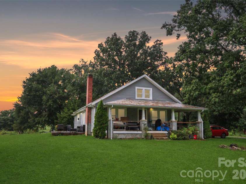 4888 Ruby Lane, Morganton, NC 28655.  MLS# CAR4419259, YatesRealty ID 48181. 
