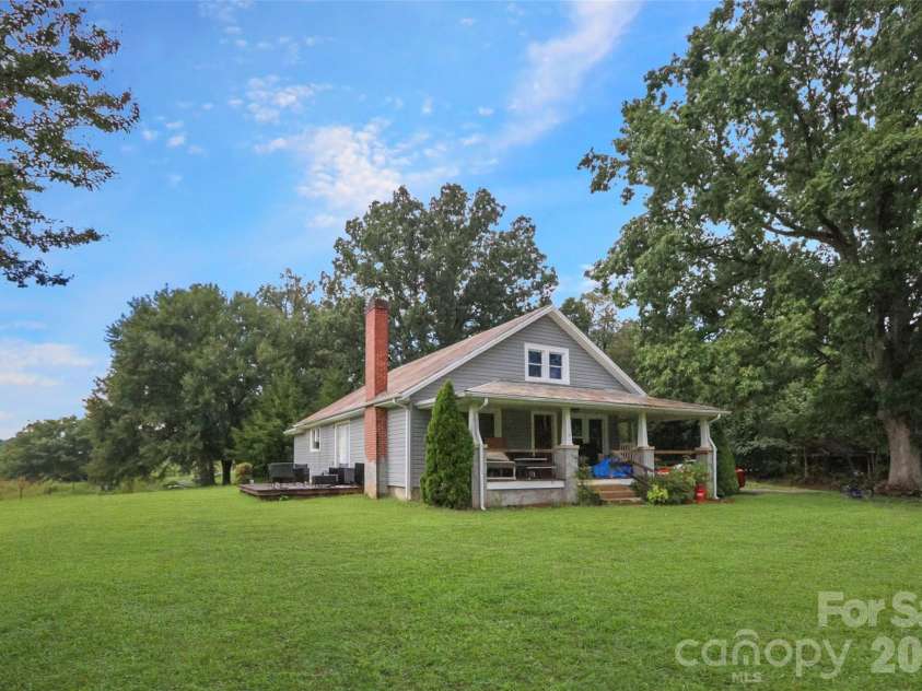 4888 Ruby Lane, Morganton, NC 28655.  MLS# CAR4419259, YatesRealty ID 48181. 