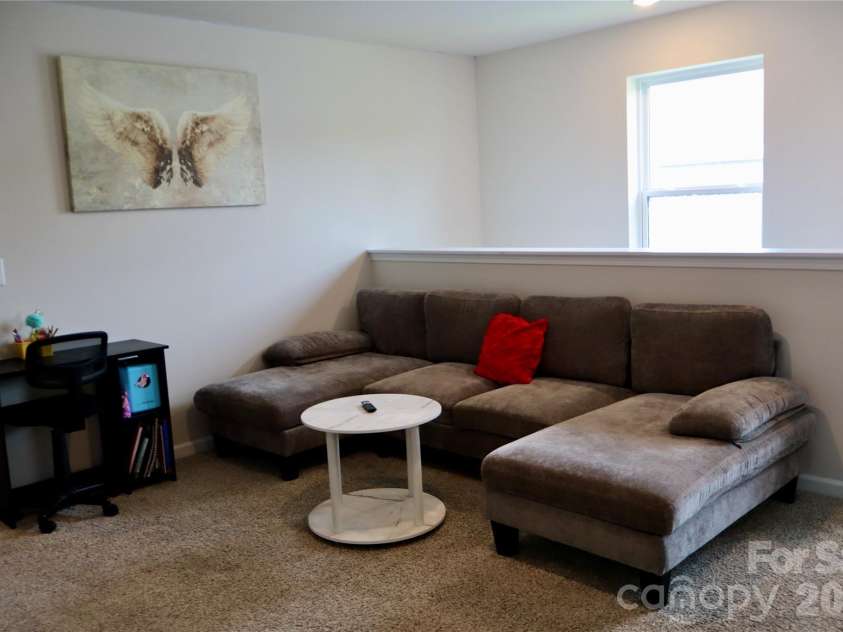 1013 Harry Court, Albemarle, NC 28001.  MLS# CAR4419313, YatesRealty ID 48182. Bonus Room