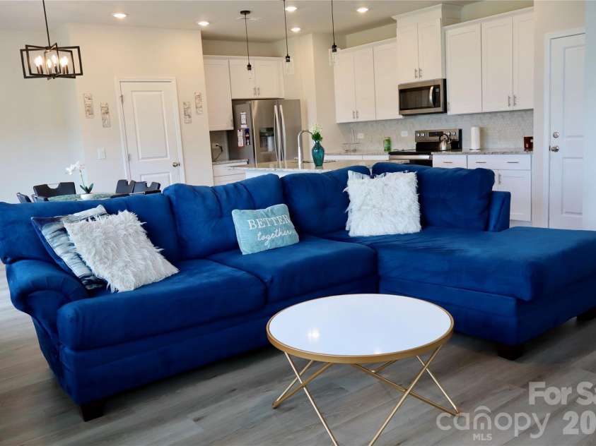 1013 Harry Court, Albemarle, NC 28001.  MLS# CAR4419313, YatesRealty ID 48182. Living Room