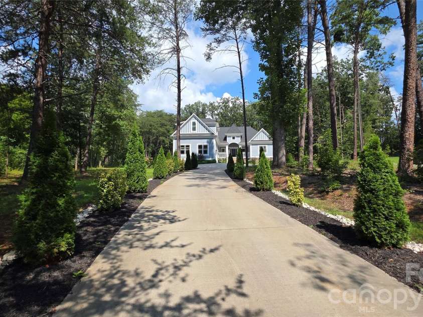 3552 Waterview Trail, Lincolnton, NC 28092.  MLS# CAR4419569, YatesRealty ID 48184. 