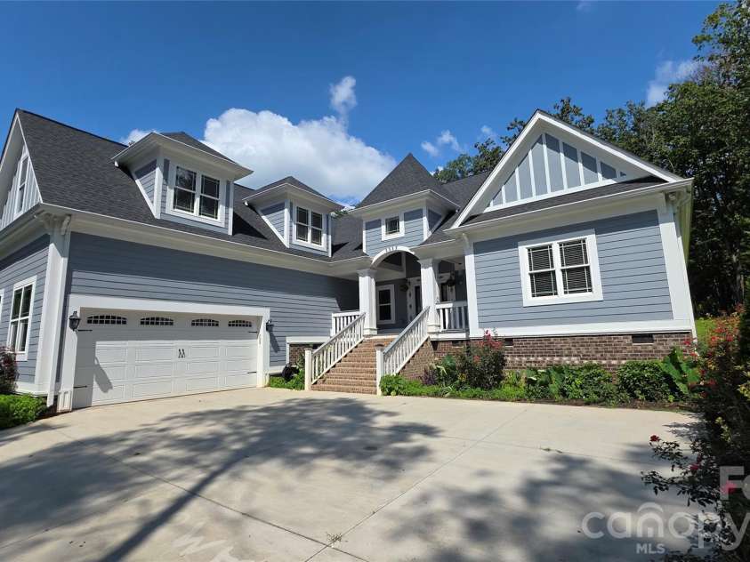 3552 Waterview Trail, Lincolnton, NC 28092.  MLS# CAR4419569, YatesRealty ID 48184. 