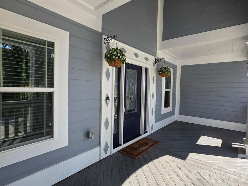3552 Waterview Trail, Lincolnton, NC 28092.  MLS# CAR4419569, YatesRealty ID 48184. 