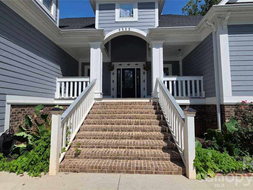 3552 Waterview Trail, Lincolnton, NC 28092.  MLS# CAR4419569, YatesRealty ID 48184. 