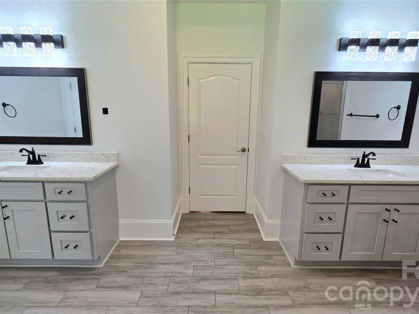 3552 Waterview Trail, Lincolnton, NC 28092.  MLS# CAR4419569, YatesRealty ID 48184. 