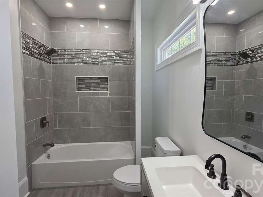 3552 Waterview Trail, Lincolnton, NC 28092.  MLS# CAR4419569, YatesRealty ID 48184. 