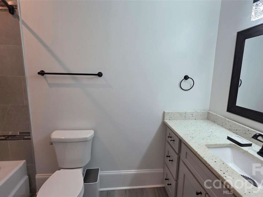 3552 Waterview Trail, Lincolnton, NC 28092.  MLS# CAR4419569, YatesRealty ID 48184. 