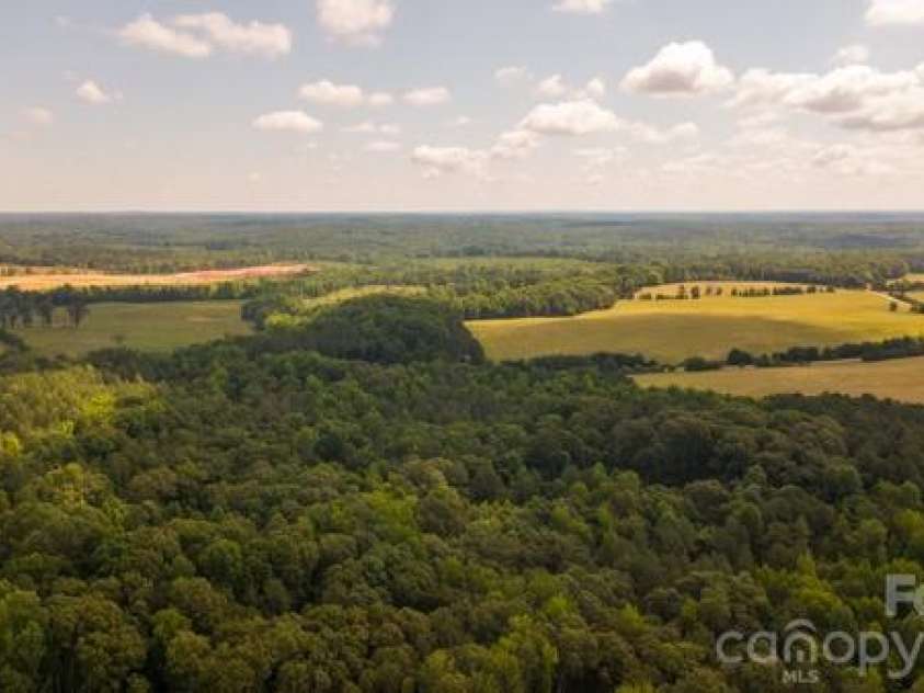 3545 Ernandez Road, Richburg, SC 29729.  MLS# CAR4420040, YatesRealty ID 48185. 