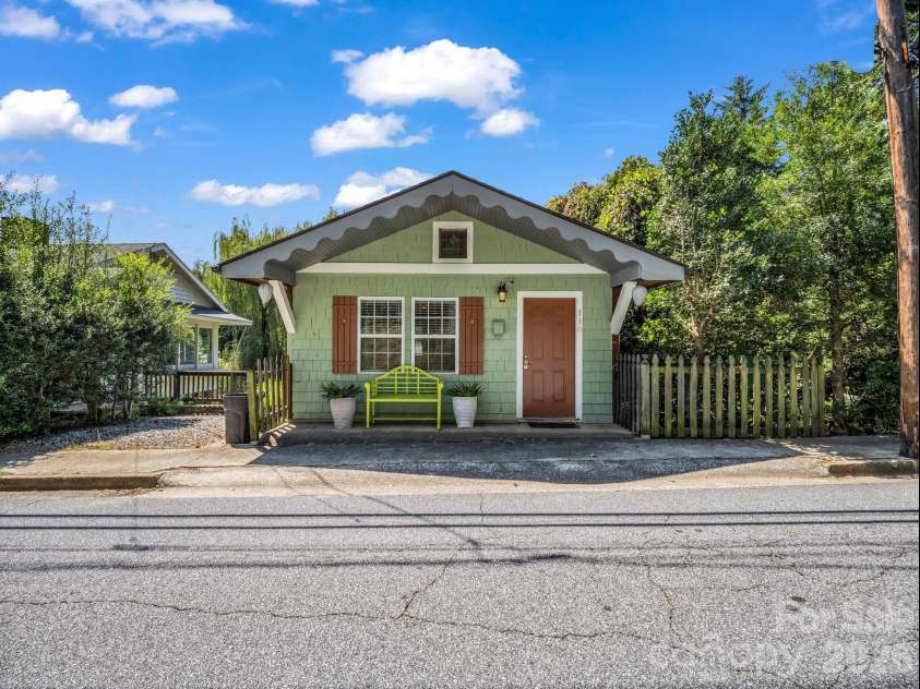 160 Howard Street, Tryon, NC 28782.  MLS# CAR4420427, YatesRealty ID 48186. 