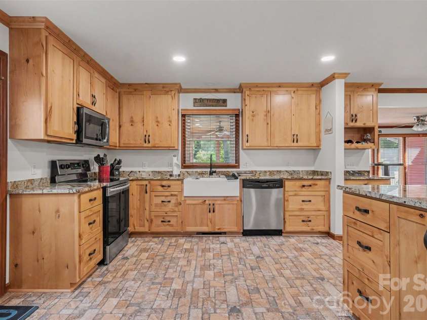 551 Harbor Road, Norwood, NC 28128.  MLS# CAR4420367, YatesRealty ID 48188. 