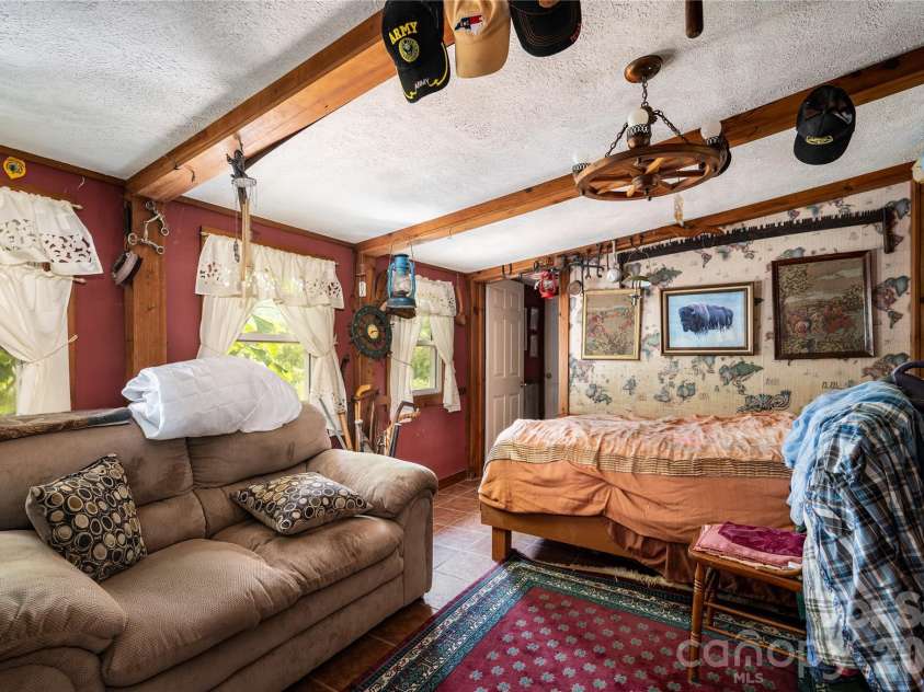 1461 Old NC 18 South, Morganton, NC 28655.  MLS# CAR4420488, YatesRealty ID 48189. 3rd Bedroom