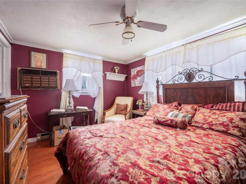 1461 Old NC 18 South, Morganton, NC 28655.  MLS# CAR4420488, YatesRealty ID 48189. Primary Bedroom