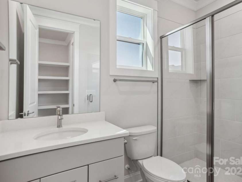 224 Windy Dell Drive, Tega Cay, SC 29708.  MLS# CAR4214107, YatesRealty ID 4819. Guest Bath on Main