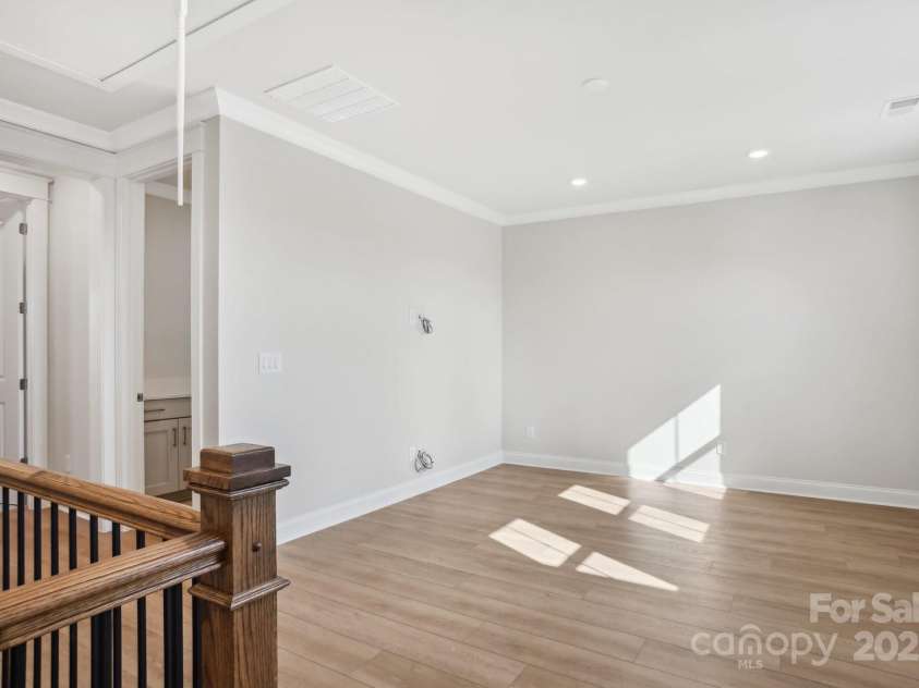 224 Windy Dell Drive, Tega Cay, SC 29708.  MLS# CAR4214107, YatesRealty ID 4819. Loft