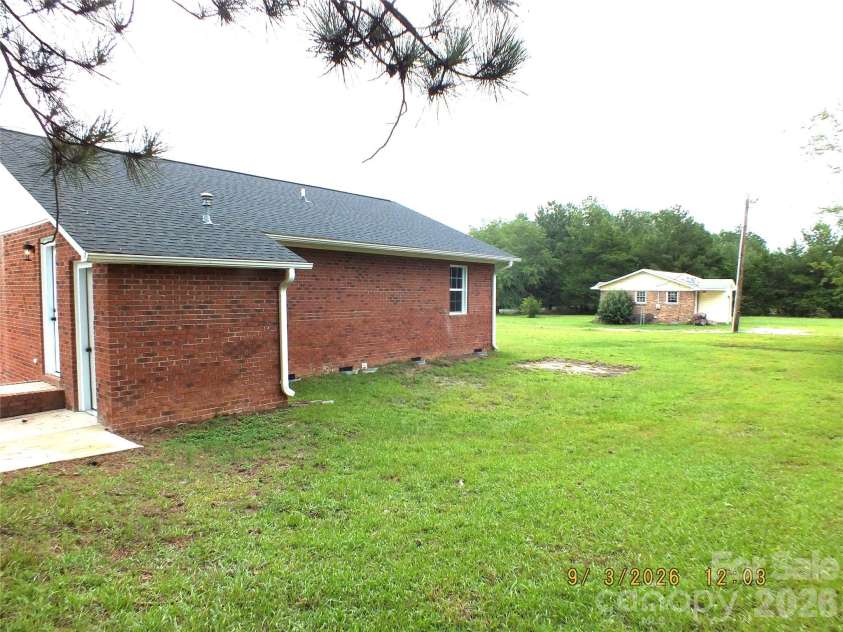 6518 Old Lancaster Highway, Kershaw, SC 29067.  MLS# CAR4411236, YatesRealty ID 48190. 