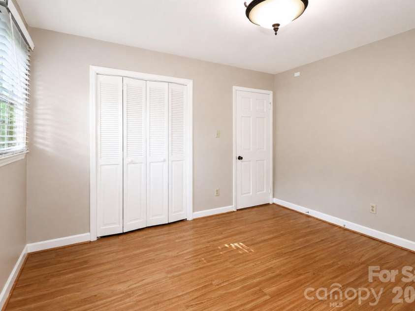 1412 Mount Vernon Avenue, Statesville, NC 28677.  MLS# CAR4420121, YatesRealty ID 48191. 