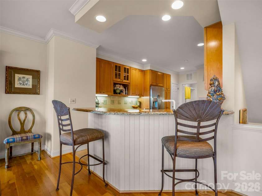 75 Old Hickory Trail, Hendersonville, NC 28739.  MLS# CAR4416201, YatesRealty ID 48192. 