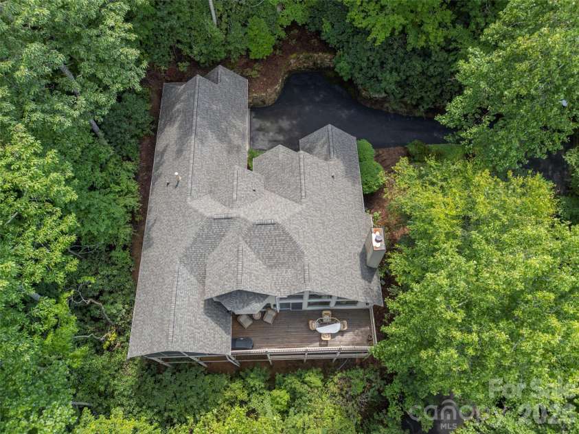 75 Old Hickory Trail, Hendersonville, NC 28739.  MLS# CAR4416201, YatesRealty ID 48192. 