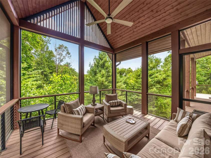 183 Chattooga Run, Hendersonville, NC 28739.  MLS# CAR4406399, YatesRealty ID 48193. 