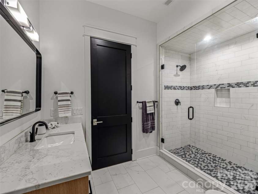 183 Chattooga Run, Hendersonville, NC 28739.  MLS# CAR4406399, YatesRealty ID 48193. 