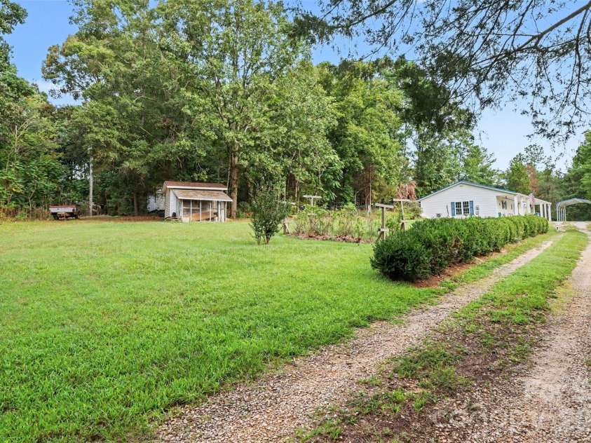 9324 Simpson Road, Waxhaw, NC 28173.  MLS# CAR4419037, YatesRealty ID 48195. 