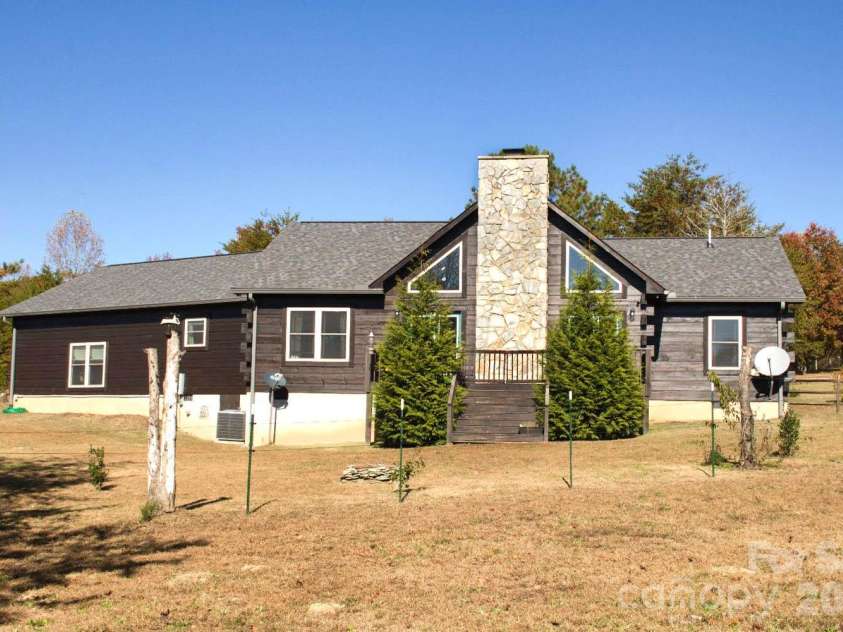 543 Moonlight Pass, Union Mills, NC 28167.  MLS# CAR4319903, YatesRealty ID 48196. 