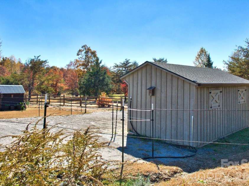 543 Moonlight Pass, Union Mills, NC 28167.  MLS# CAR4319903, YatesRealty ID 48196. 