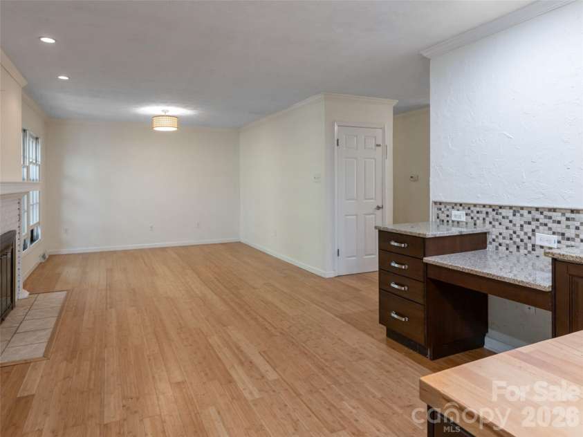 14 Forest Ridge Drive, Arden, NC 28704.  MLS# CAR4420399, YatesRealty ID 48197. 