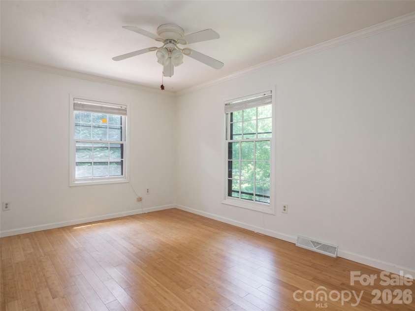 14 Forest Ridge Drive, Arden, NC 28704.  MLS# CAR4420399, YatesRealty ID 48197. 