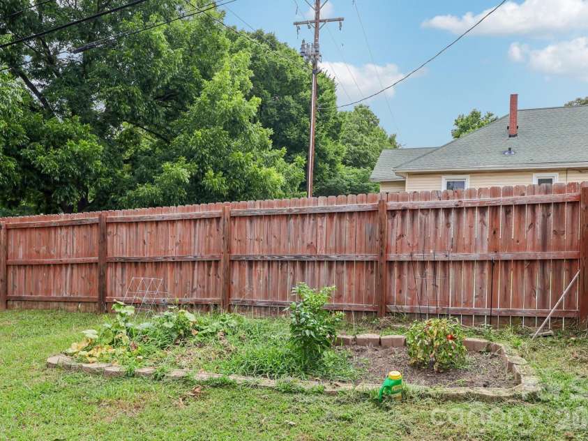 97 Ross Cannon Street, York, SC 29745.  MLS# CAR4406211, YatesRealty ID 48199. 