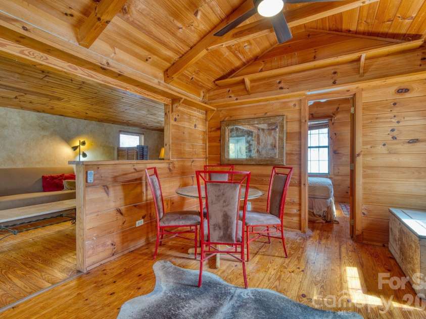 292 Crow Lane, Burnsville, NC 28714.  MLS# CAR4358084, YatesRealty ID 4820. 